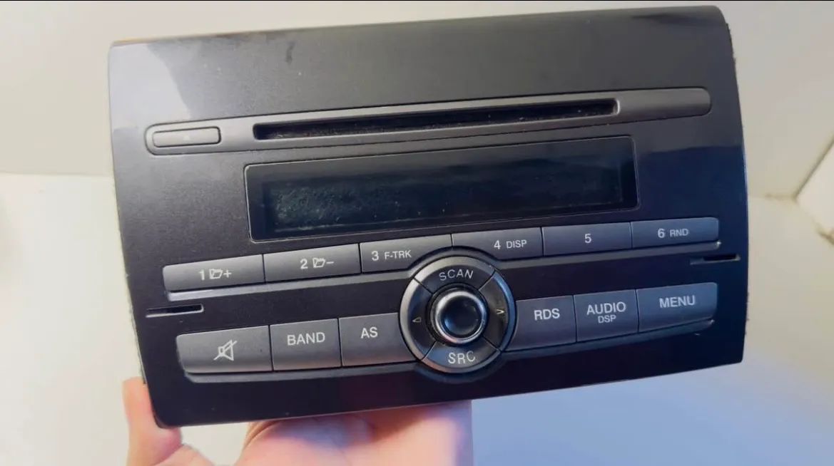 Rádio de som do carro Fiat bravo 2011 a 2015 - Foto 2