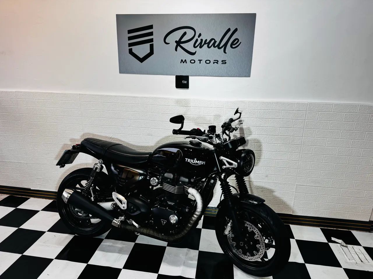 TRIUMPH SPEED TWIN 1200 - Foto 2