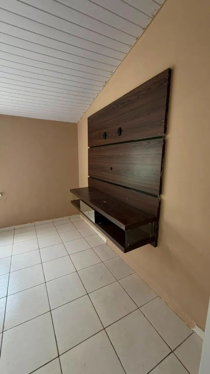 Casa no Cid. Satélite com 1 Suíte 1 Quarto 1 Banheiro 3 Vagas - R$ 2.000,00/mês + 1 Caução - Foto 3