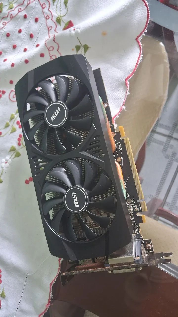 Placa de vídeo RX570 8GB com defeito - Foto 2