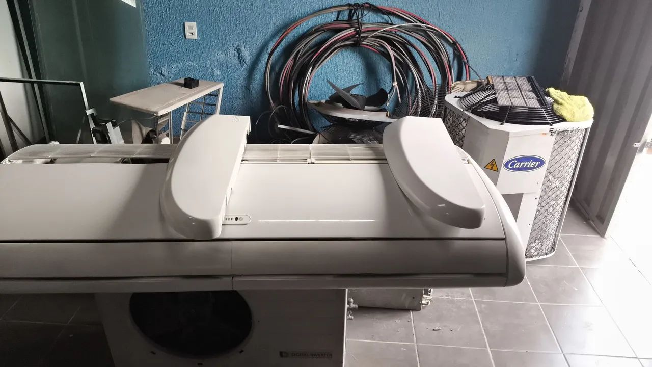 Ar split 60.000 BTUs pisoteto