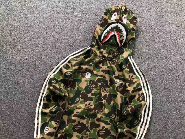 moletom bape x adidas shark camo full zip - Roupas - Cidade