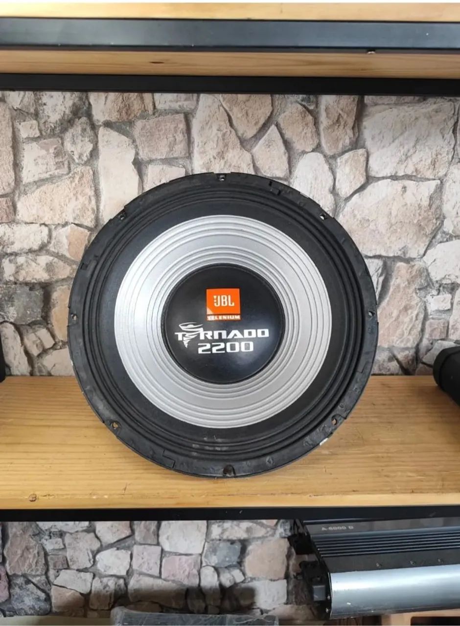 JBL Tornado 2200 RMS