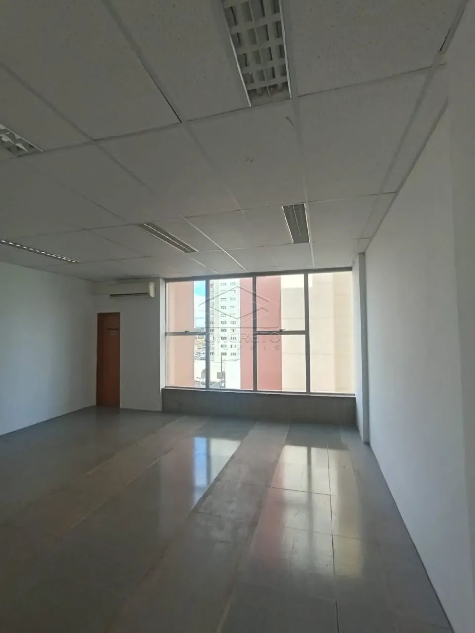 EDIFÍCIO COMERCIAL EUROPA - EXCELENTE SALA COMERCIAL AS MARGENS DA AV GETÚLIO VARGAS - Foto 2