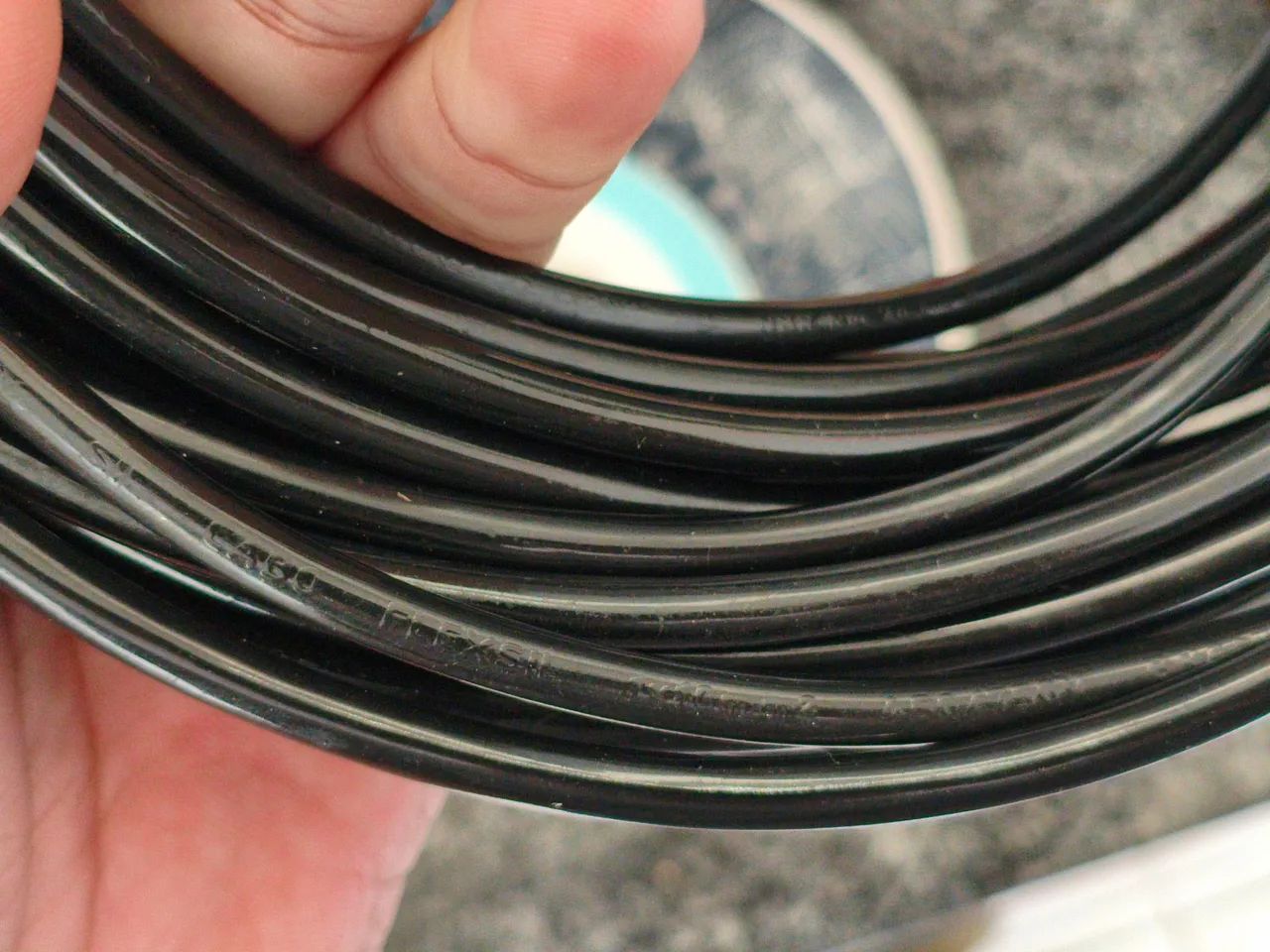 Fio EletriFio eletrico 10mm Cabo Flexivel Sil Preto: 20 Metros - Foto 3