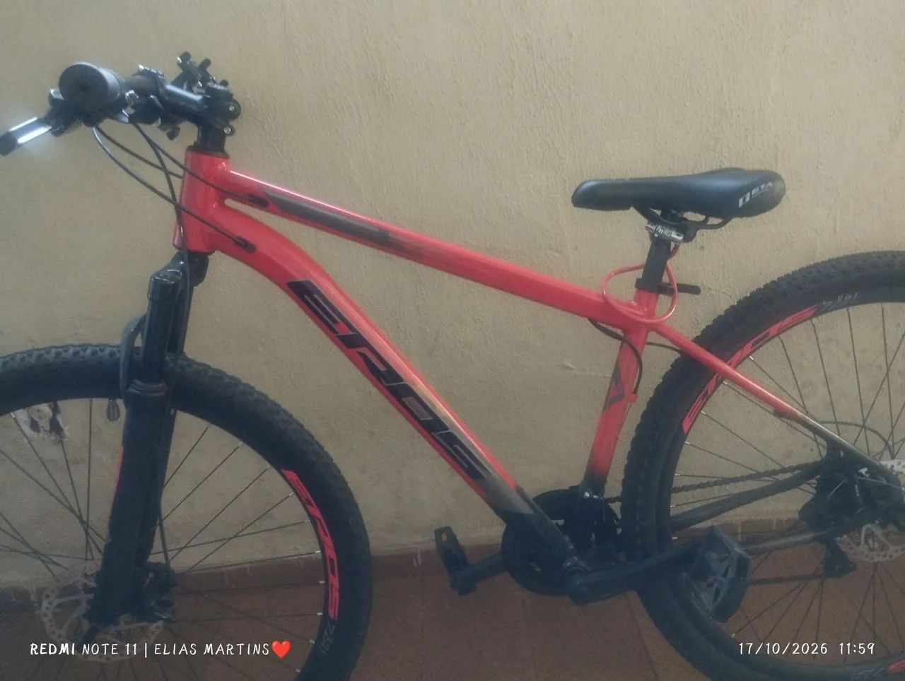 Vende-se  bicicleta 
