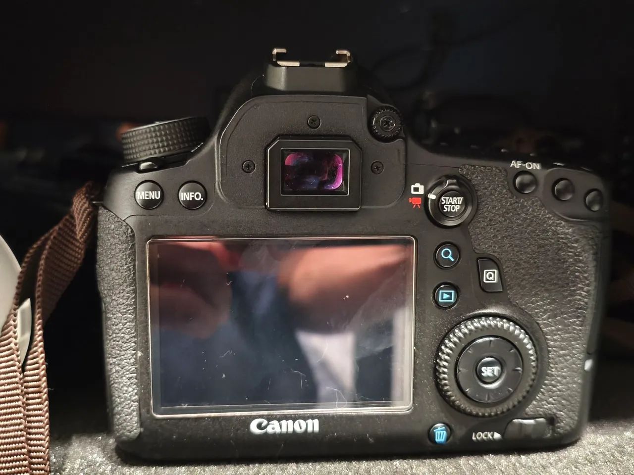 Canon EOS 6D  - Foto 3