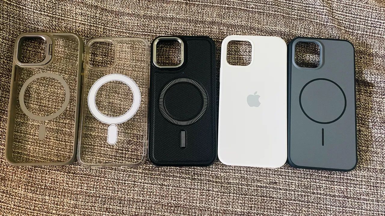Capinhas Premium Magnéticas para iPhone 12- Compatíveis com MagSafe