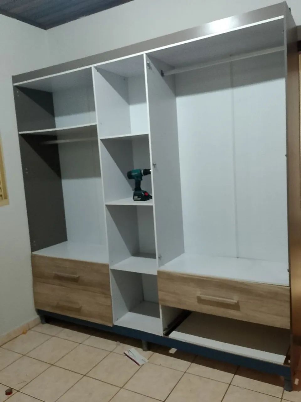 Guarda roupa usado bem conservado entrega e montagem grátis  - Foto 5