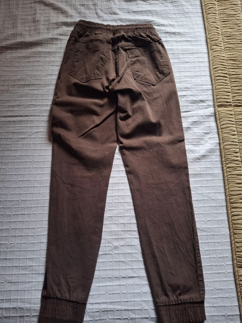 Calça jogger marrom