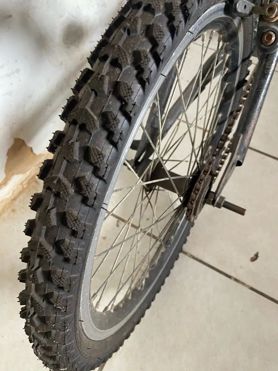 Bicicleta aro 24 - Foto 3