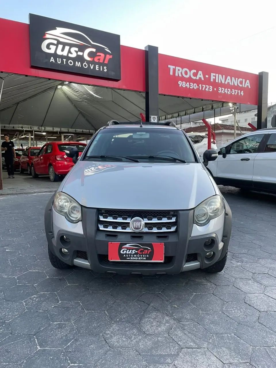 Fiat Strada Adv. Ext./ Ext.1.8 Locker Flex CE 2012 - Foto 2