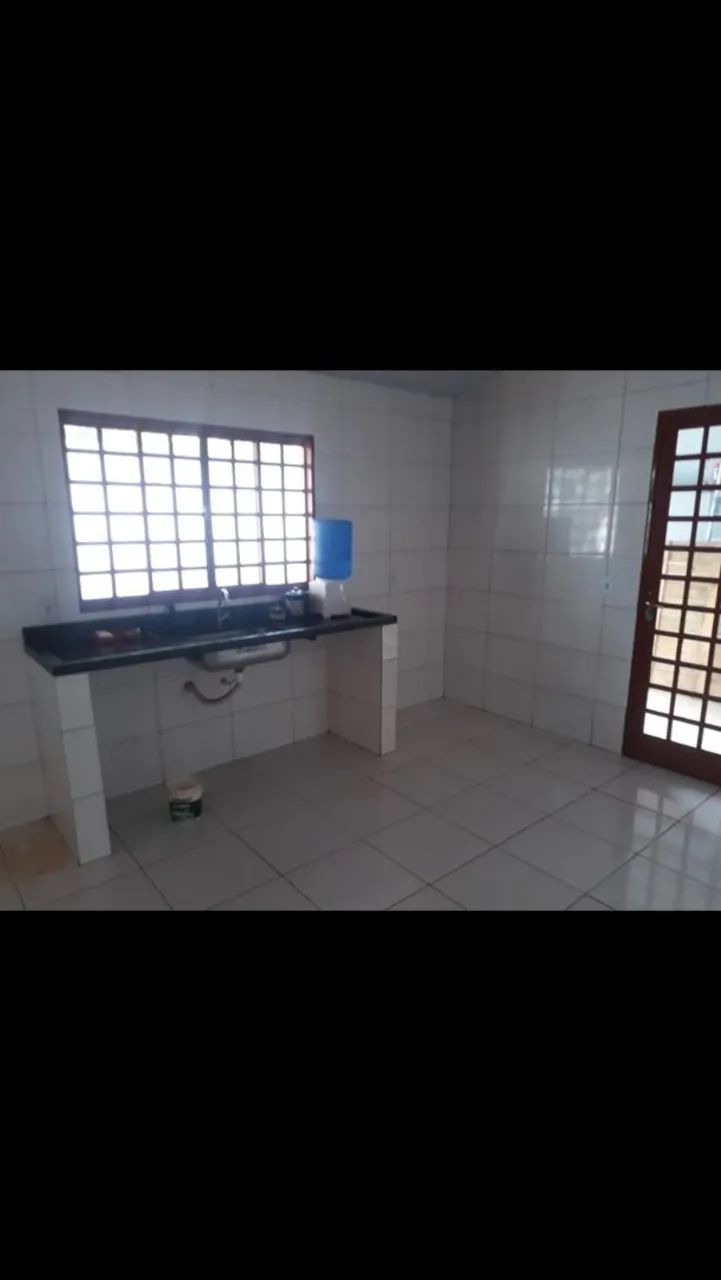 Casa com ótima localização  - Foto 5