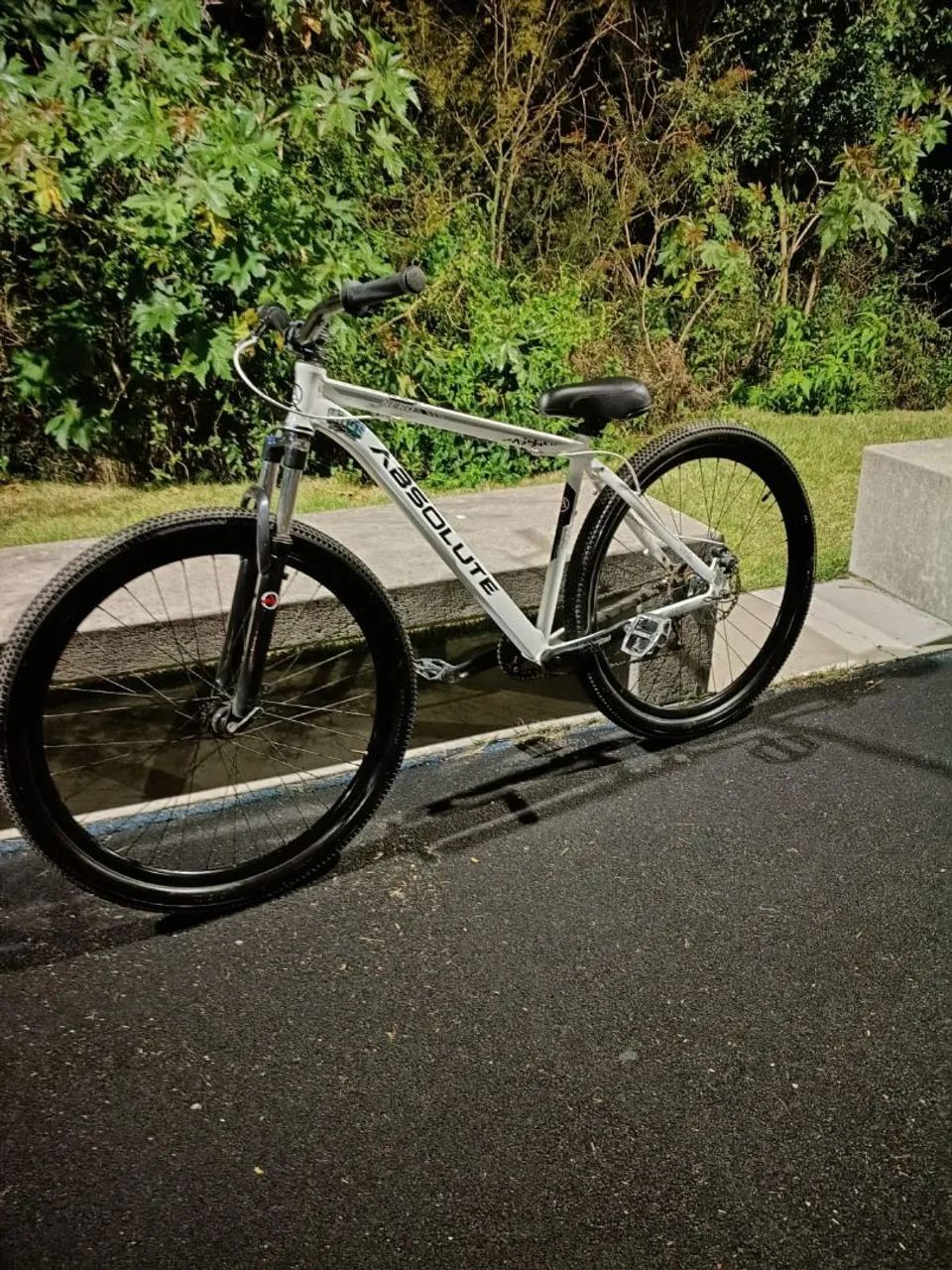 Vendo Bicicleta Absolute Nero 3