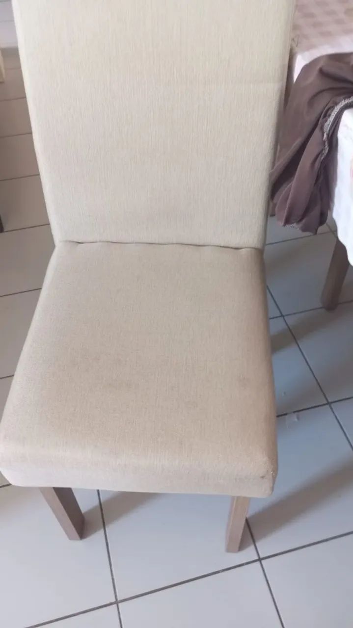 Cadeiras estofadas para mesa - Foto 3