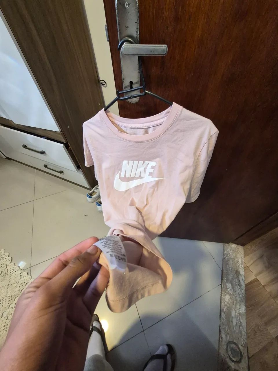Camiseta rosa da Nike  - Foto 4