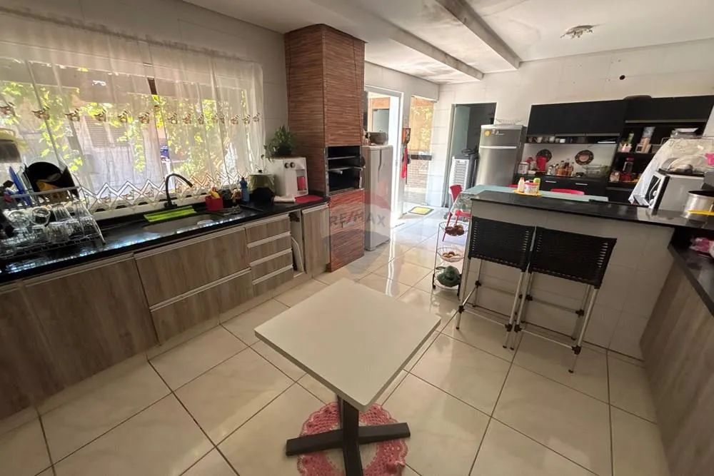 "Casa dos Sonhos no Jardim Amazônia I: Imperdível!"