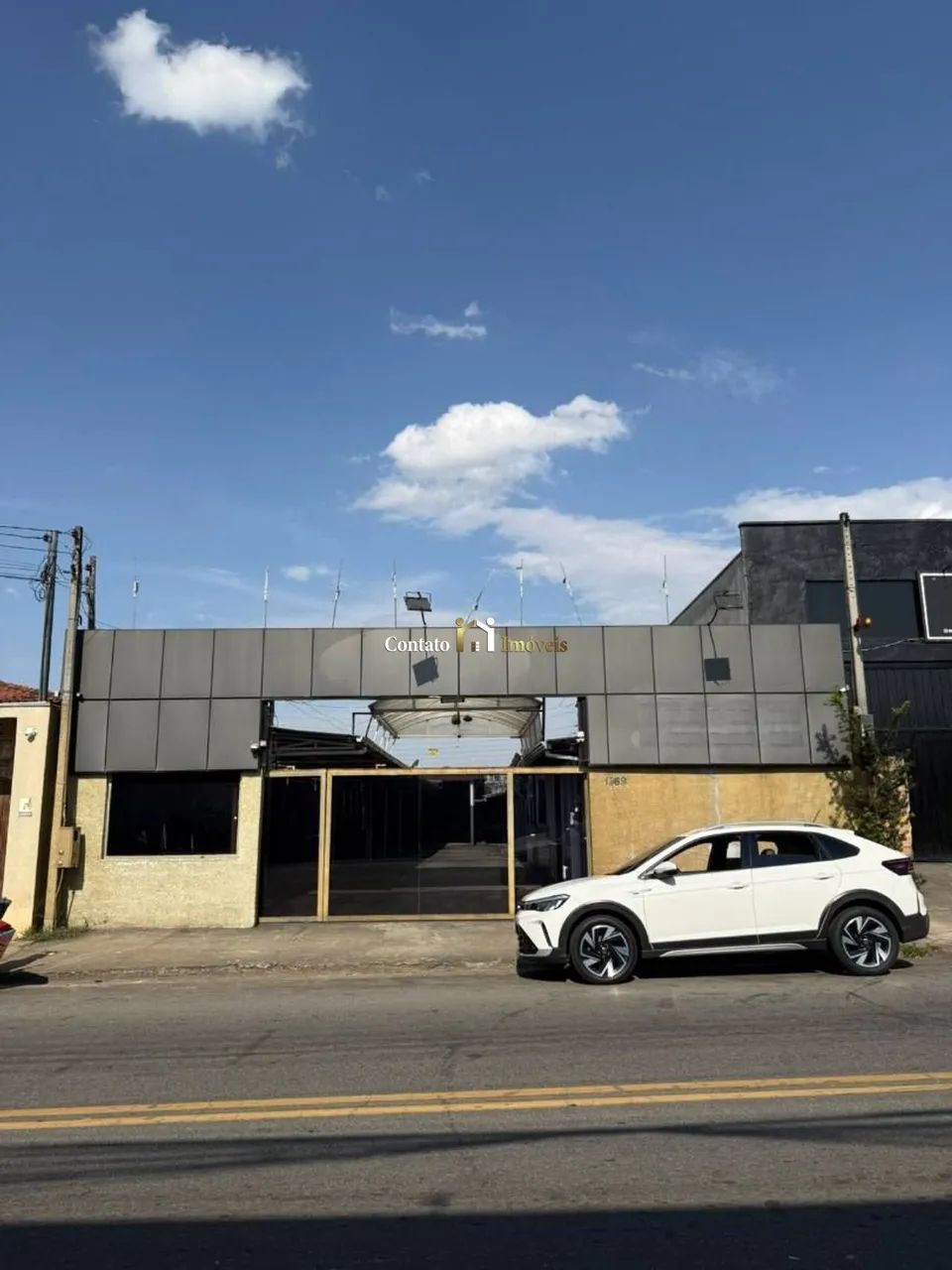 Galpão Comercial com 408 m² e Estrutura Funcional para Empresas e Operações - Jardim das C