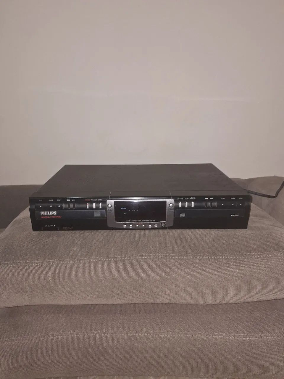 Gravador de cd PHILIPS com avaria