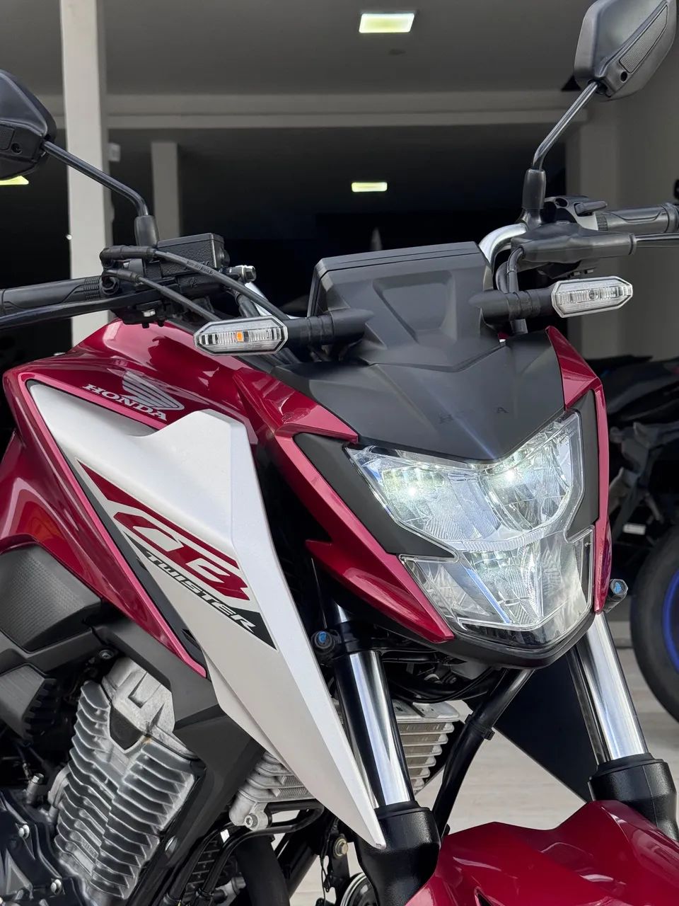 HONDA CB TWISTER 300F 2026 / APROVA MOTOS  - Foto 2
