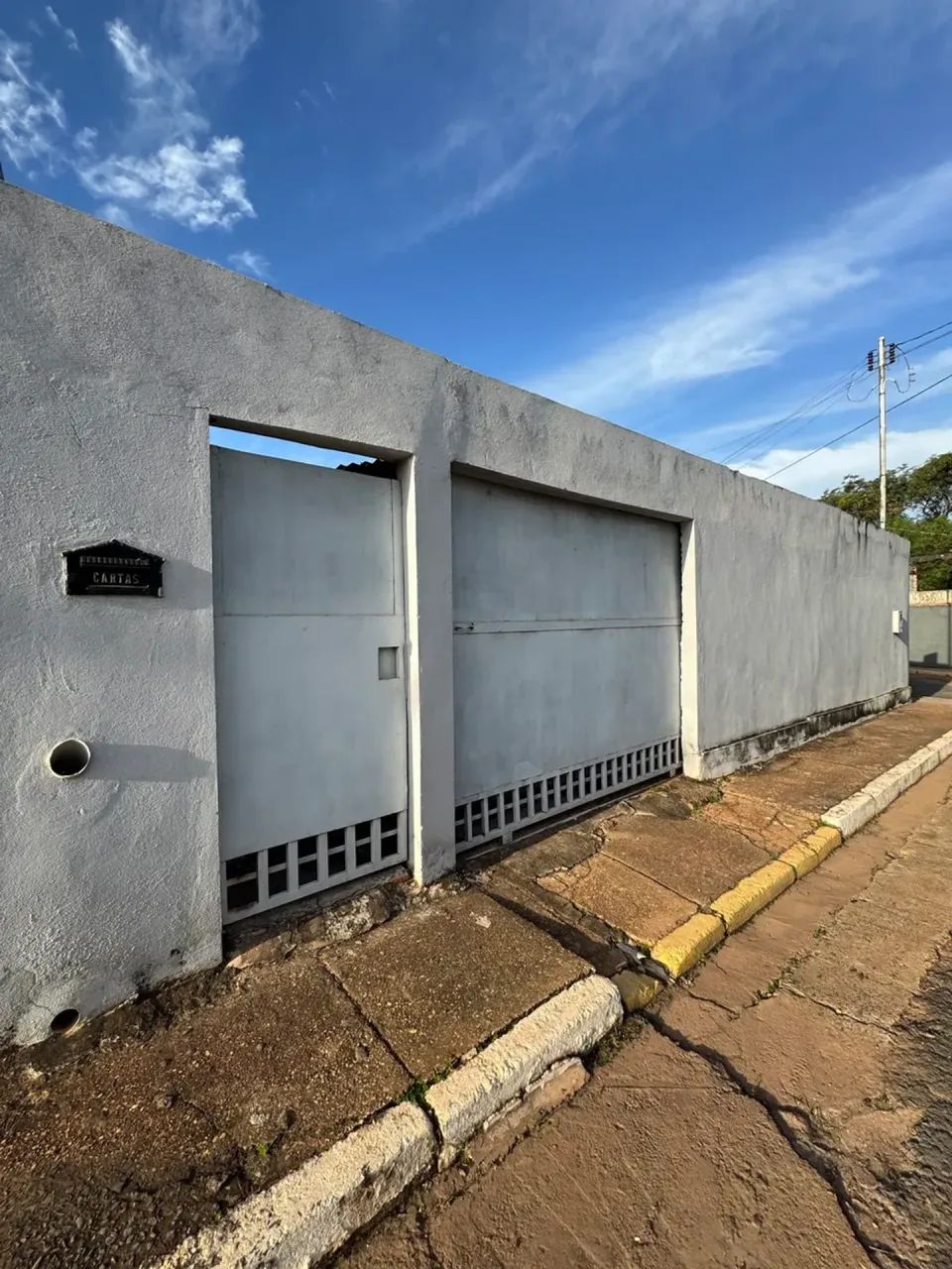 Casa a venda condomínio morada da serra VI