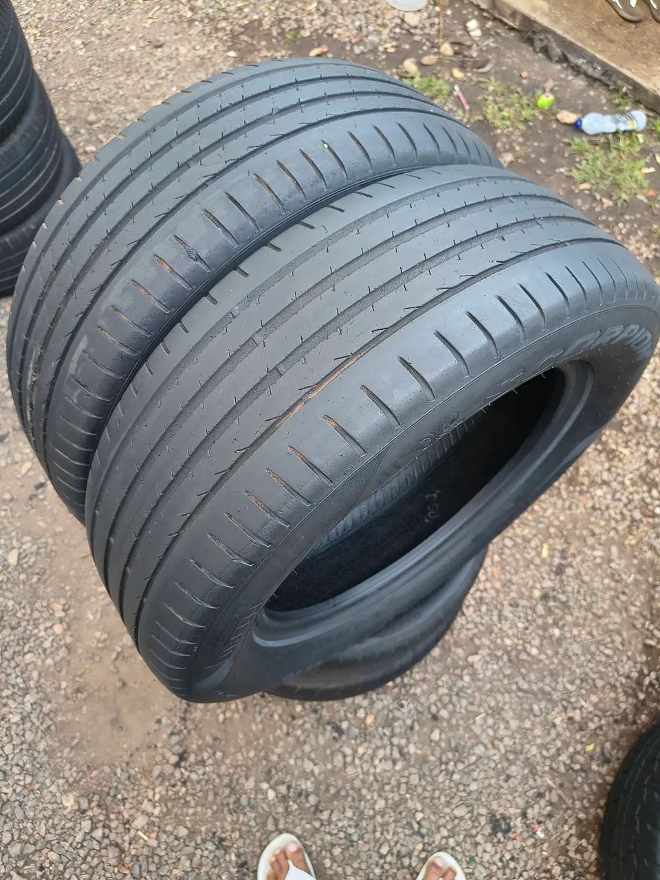 Pneu 205/60 r16