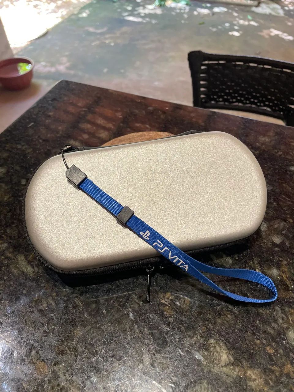 Kit PS Vita 1000/2000 - Hardcase + Capa Acrílica + Alça - Foto 4