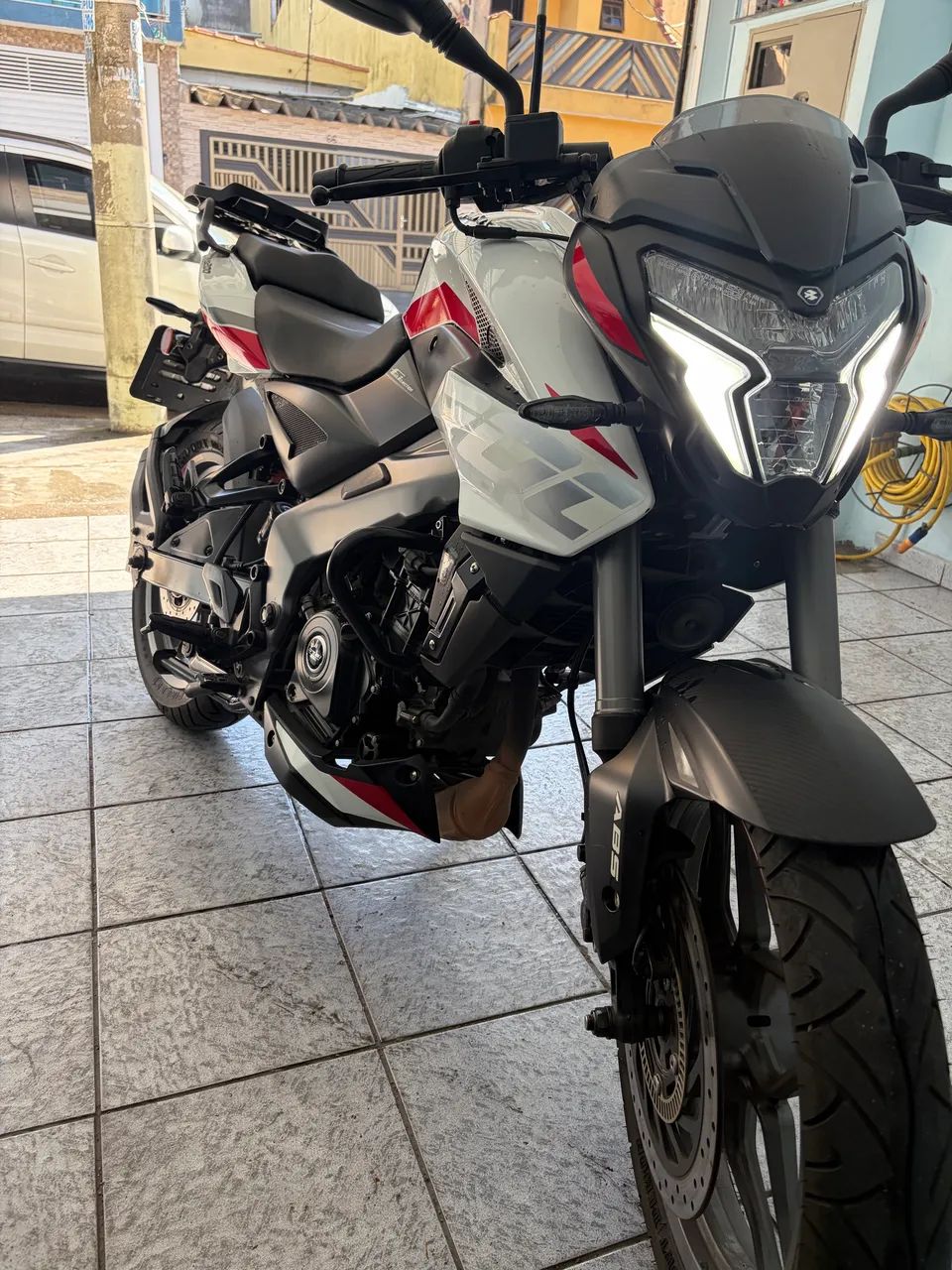 Bajaj ns 200 - Foto 2