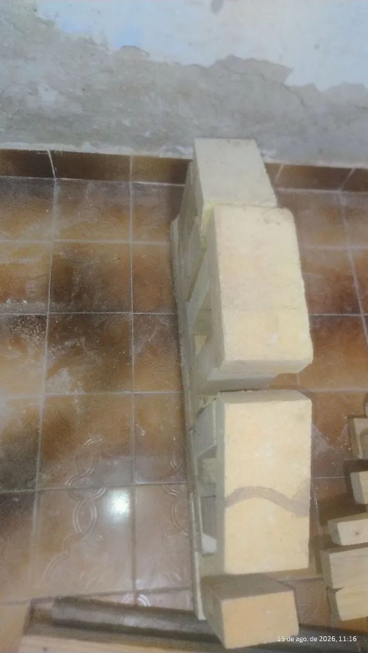 Tijolo refratário 21 unidades serve para parte onde fica o carvão.  - Foto 4