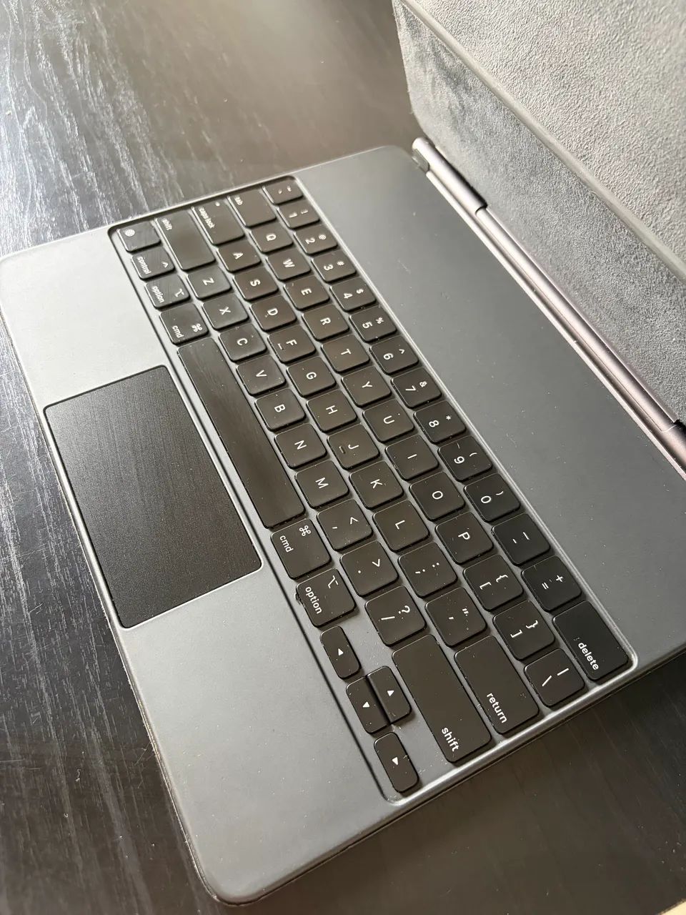 Magic Keyboard 12.9 pro