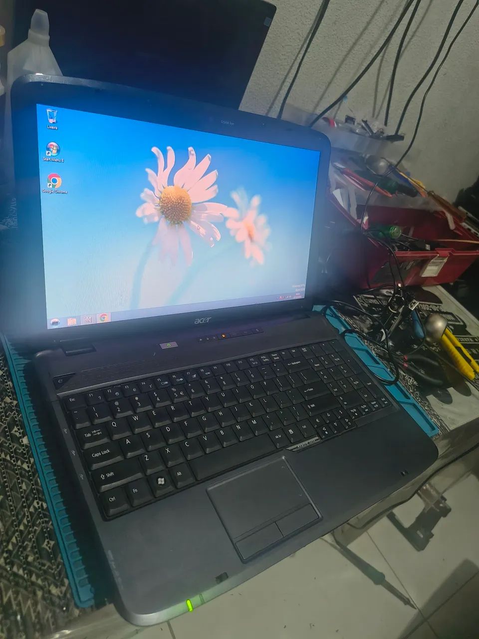 Notebook quebra galho, funciona tudo perfeitamente conectado na tomada!  - Foto 2