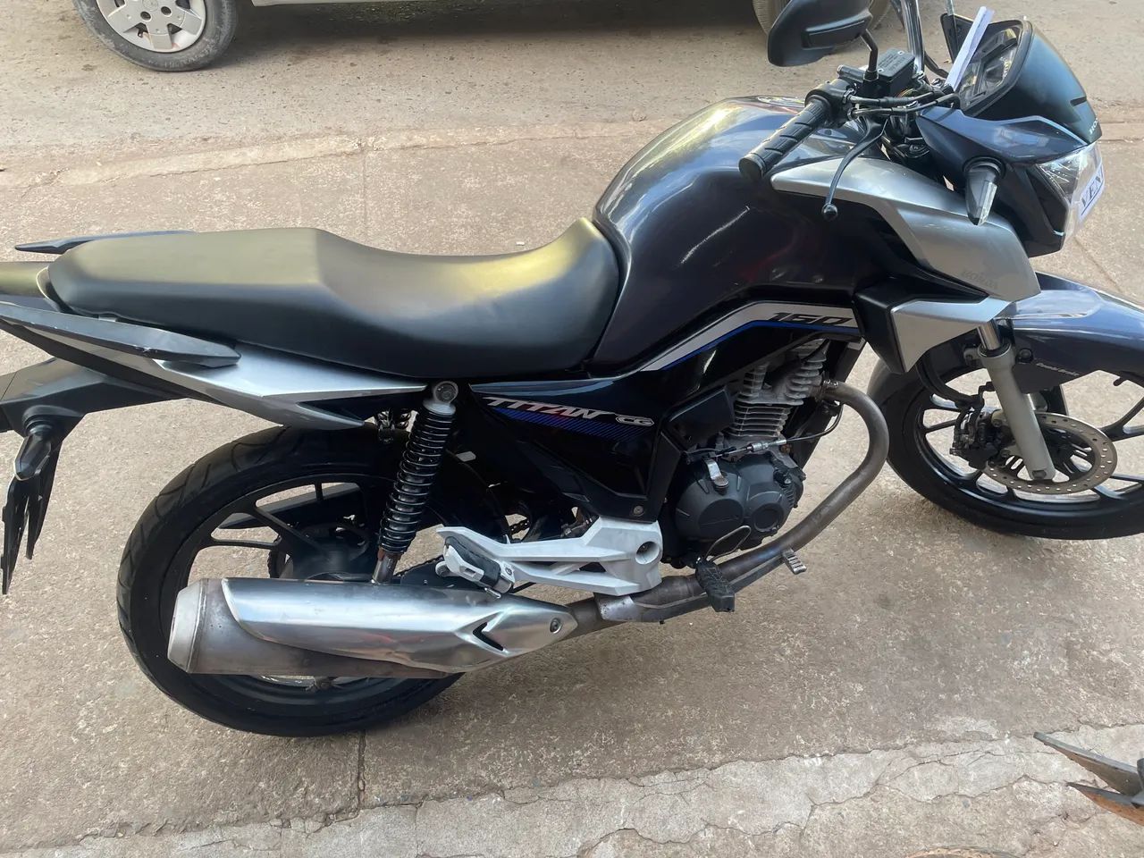 Titan 160