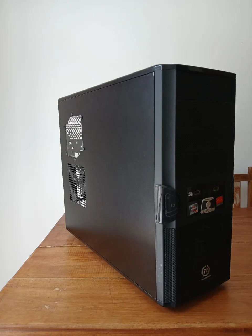 Gabinete Thermaltake ATX V3 - Foto 2