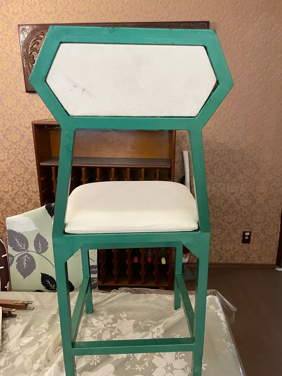 Vendo oito cadeira novas super reforçadas - Foto 2