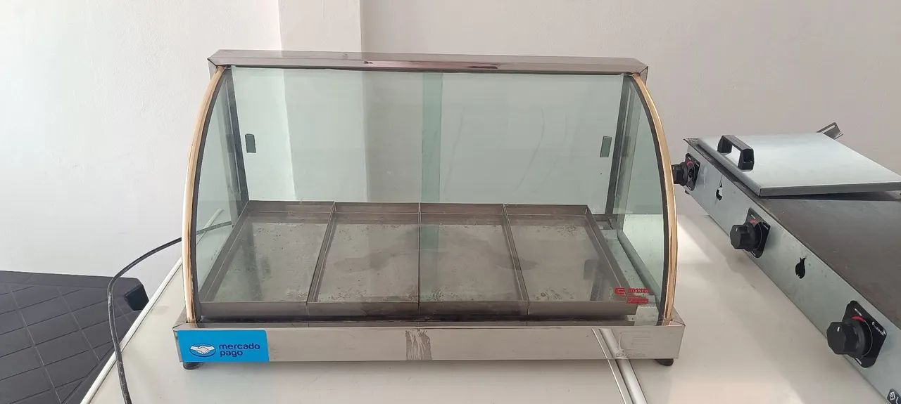 Estufa Vitrine Para Salgados (Vidro Curvo - 4 Bandejas)