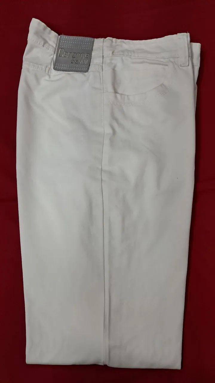 Calça branca com elastano masculina nº 44 (Ceronne Denim) 