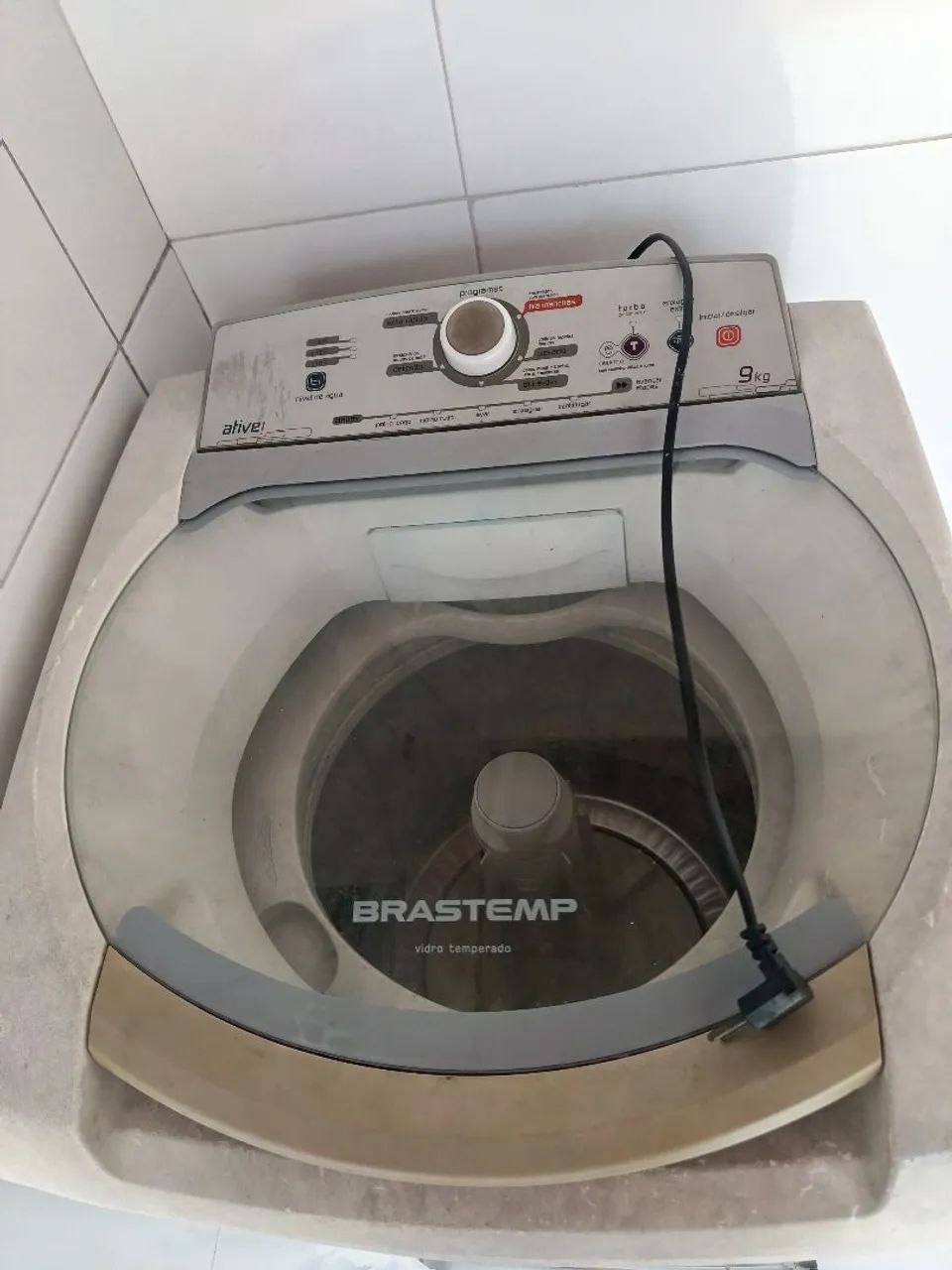 Máquina de lavar roupa, usada.  - Foto 3