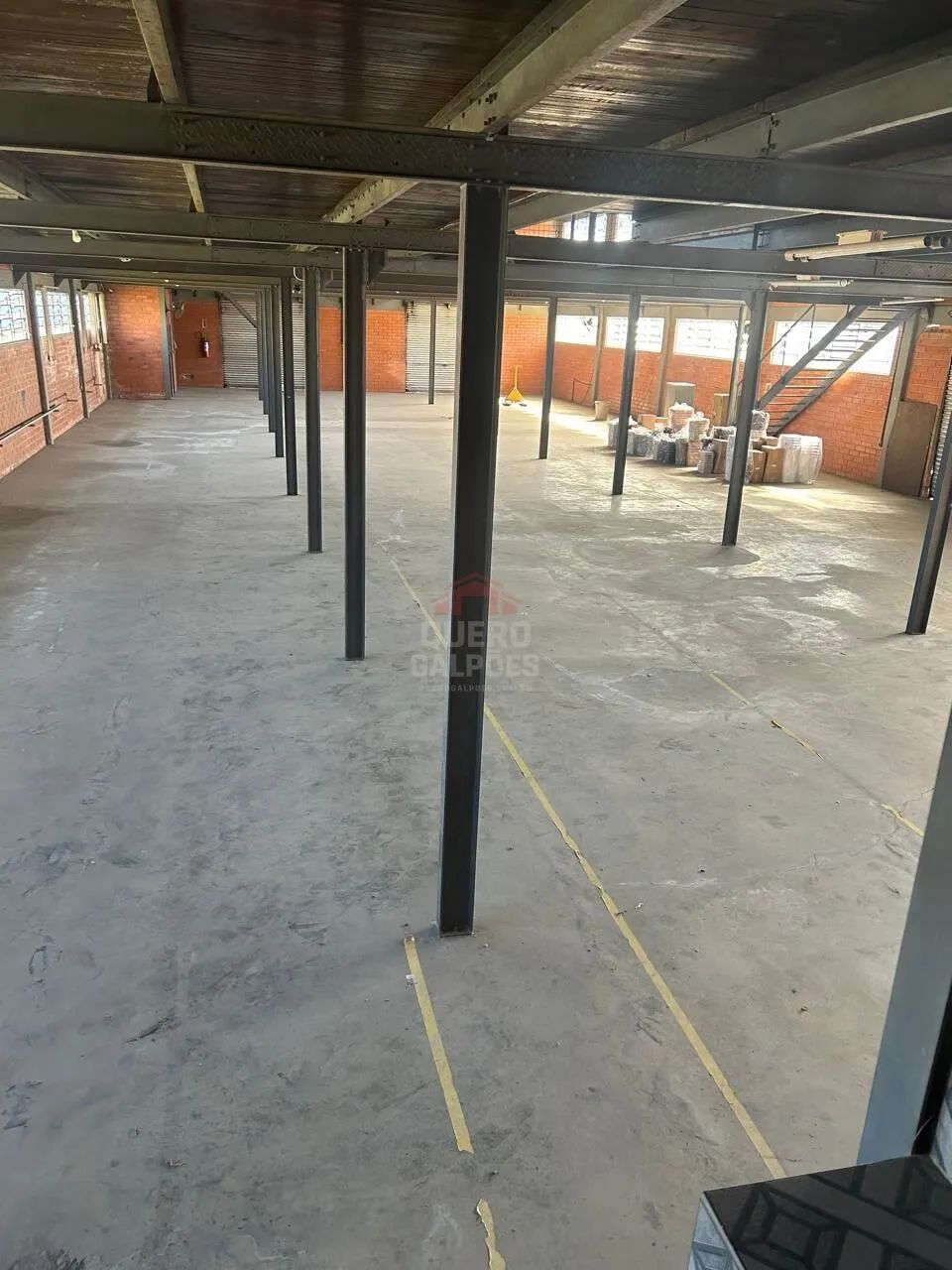 1.400 m²  ALUGO GALPÃO EM ARAQUARI/SC - Foto 4