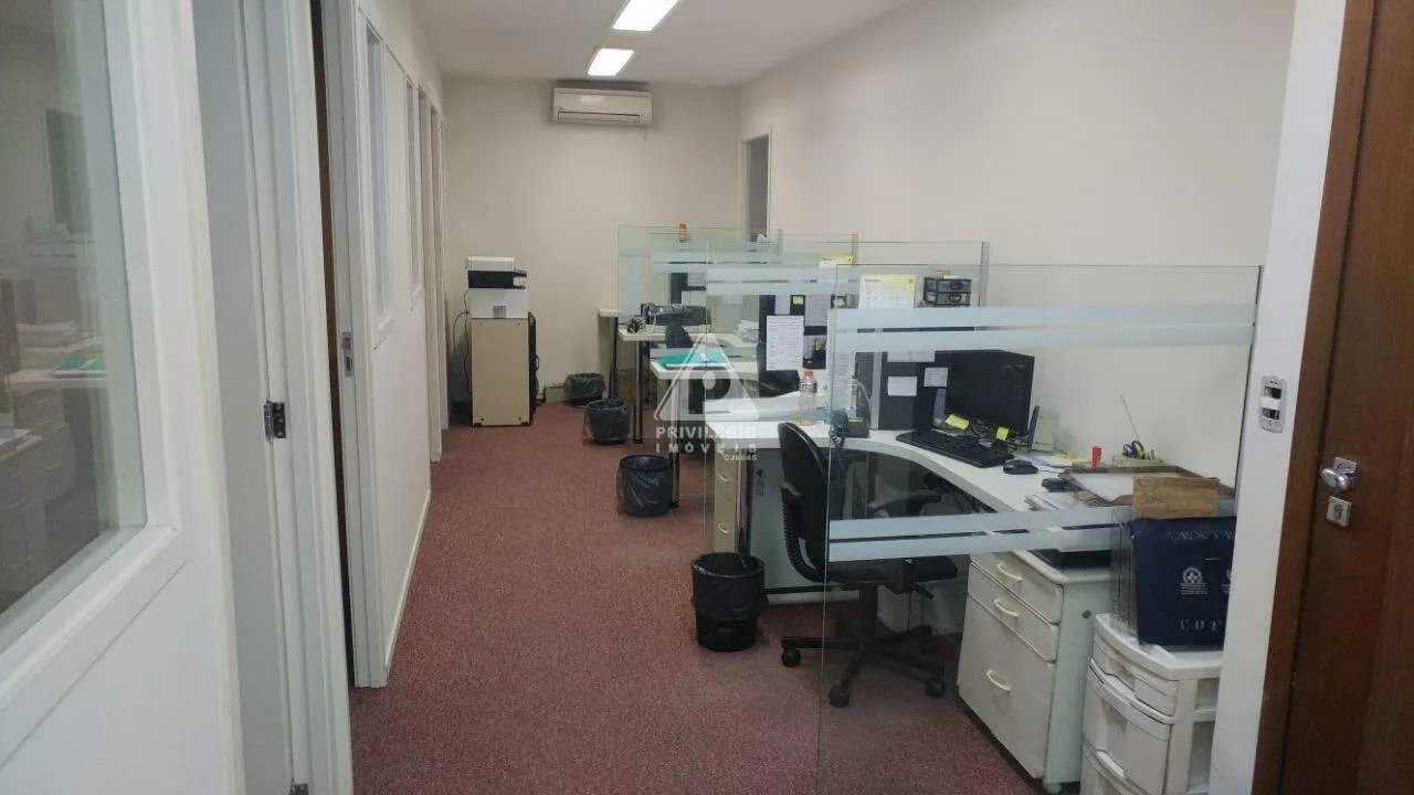 Sala Comercial 200m² | Ponto Estratégico | 9 Salas | Ar Split | Coração de Copacabana - Foto 4