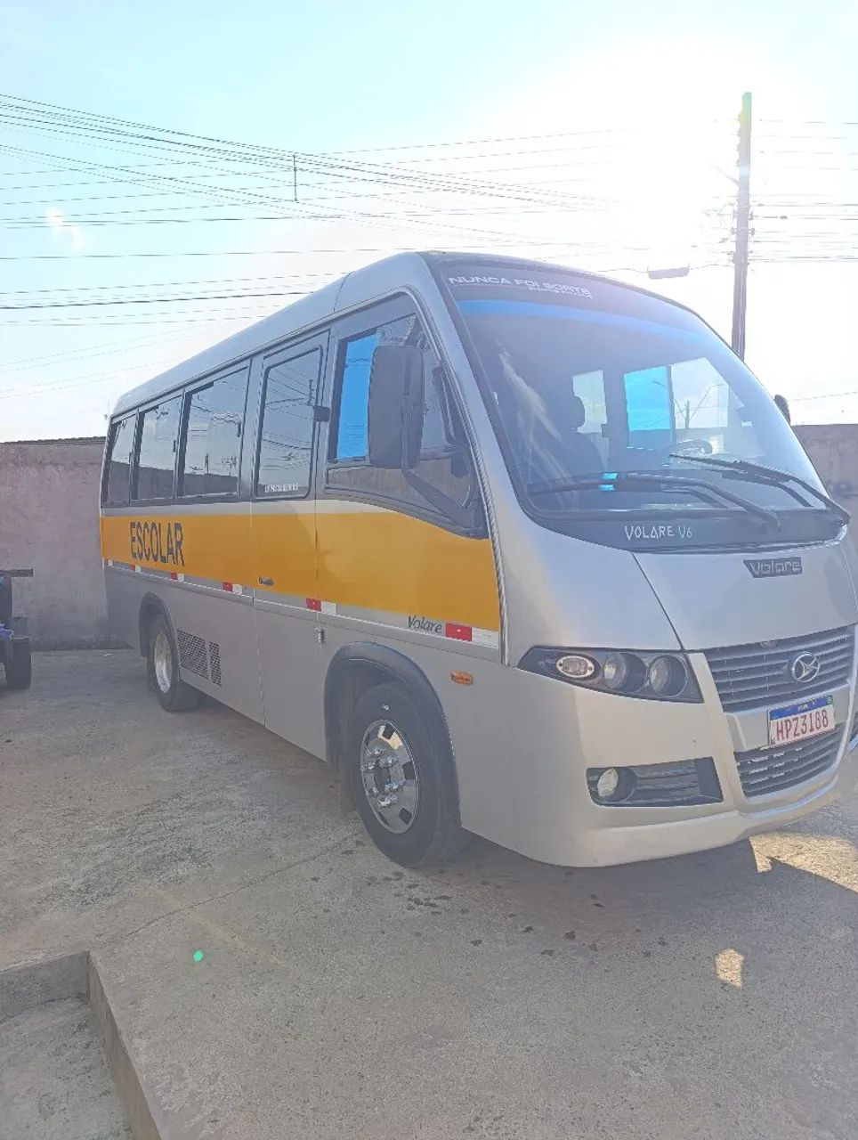 Micro-ônibus V6 20 lugares executivo - Foto 3