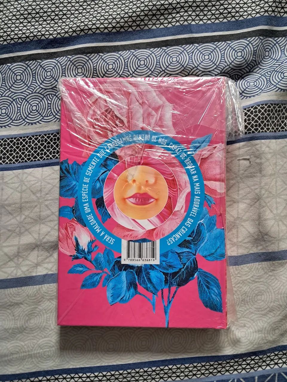 Menina Má - Foto 2