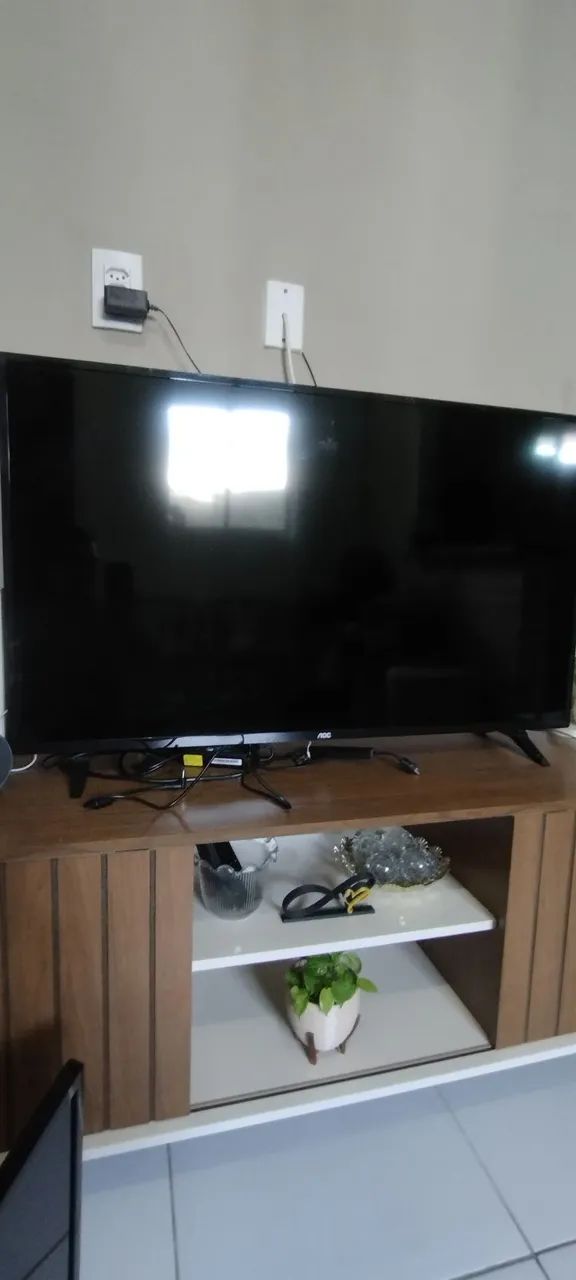 Tv AOC 43 polegadas, com defeito na imagem, preço negociável ! 