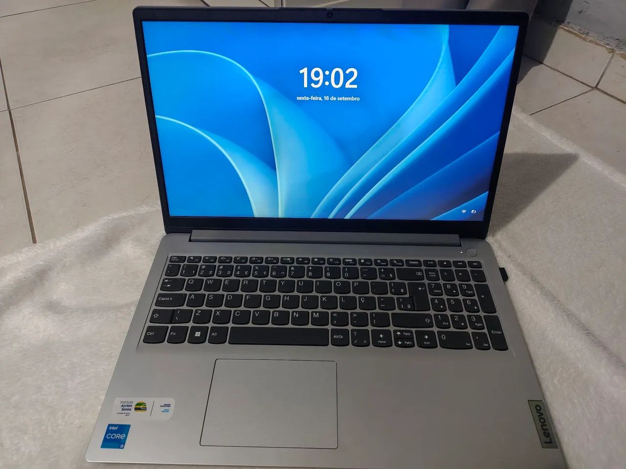 Notebook Lenovo  - Foto 2