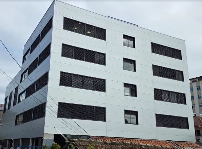 PROJETO DE FECHAMENTO COM PAINEIS EM PIR 