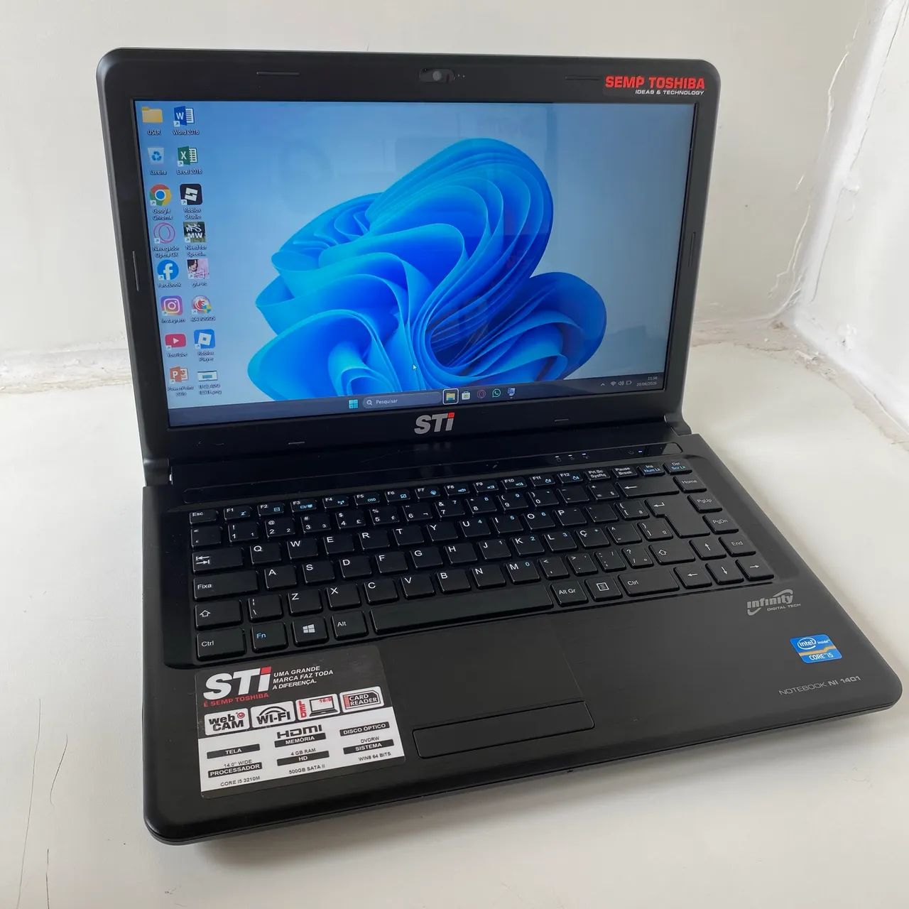 Semp Toshiba STI NI 1401 i5 / 4GB RAM / HD 500GB / 14 polegadas - ótimo estado 