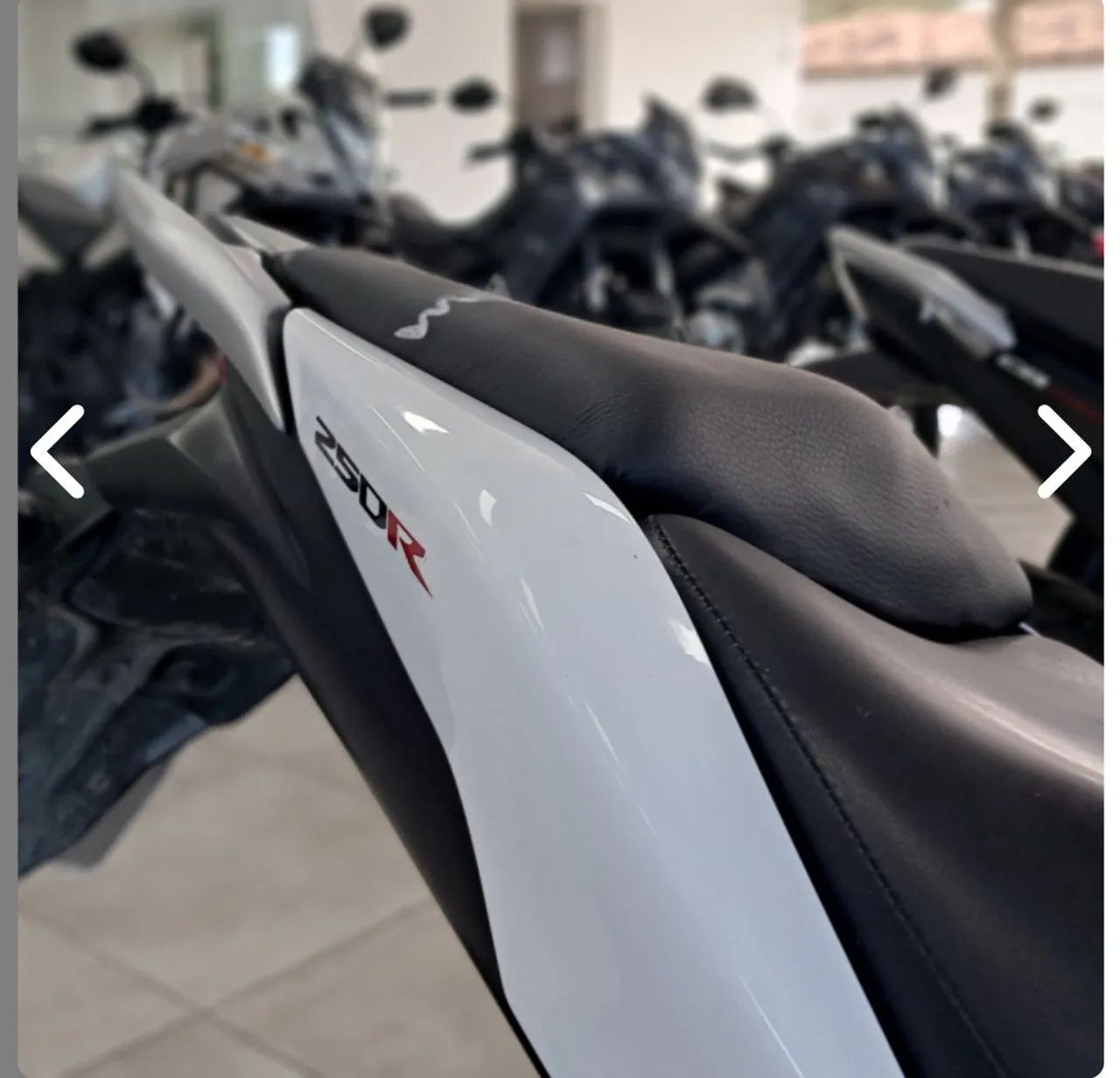 CBR 250r - Foto 3