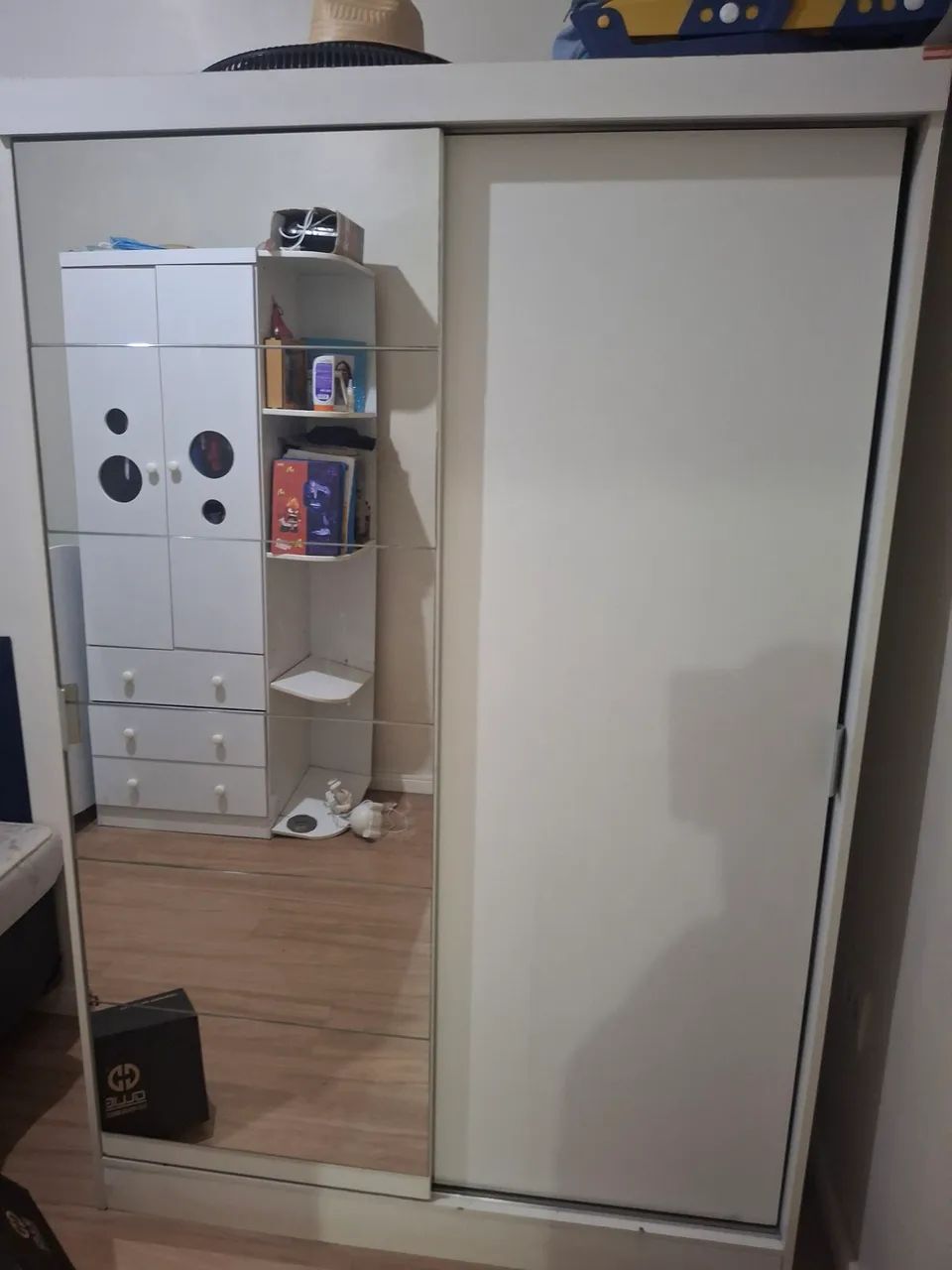 Guarda roupa