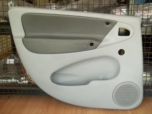 Forro De Porta Traseiro Esquerdo Citroen Xsara Picasso