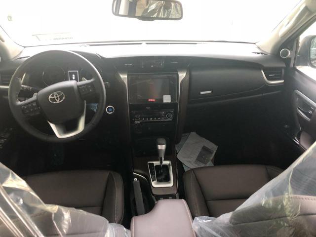 SW4 SRX 4x4 2.8 tdi diesel 2019/19 7 Lug por 245.000,00 - Foto 2