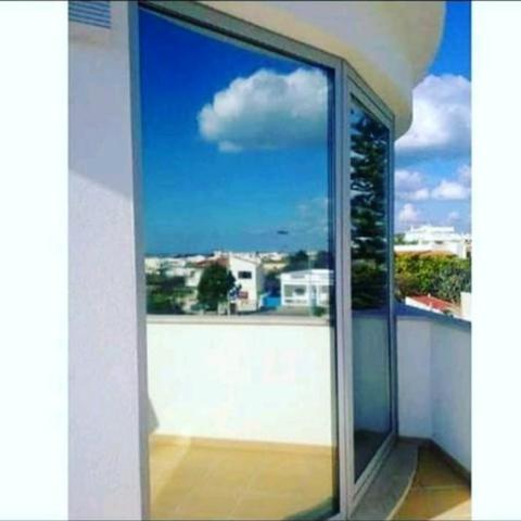 Película insulfim profissional com garantia de 1 ano. apartir de R$30,00m2 - Foto 3